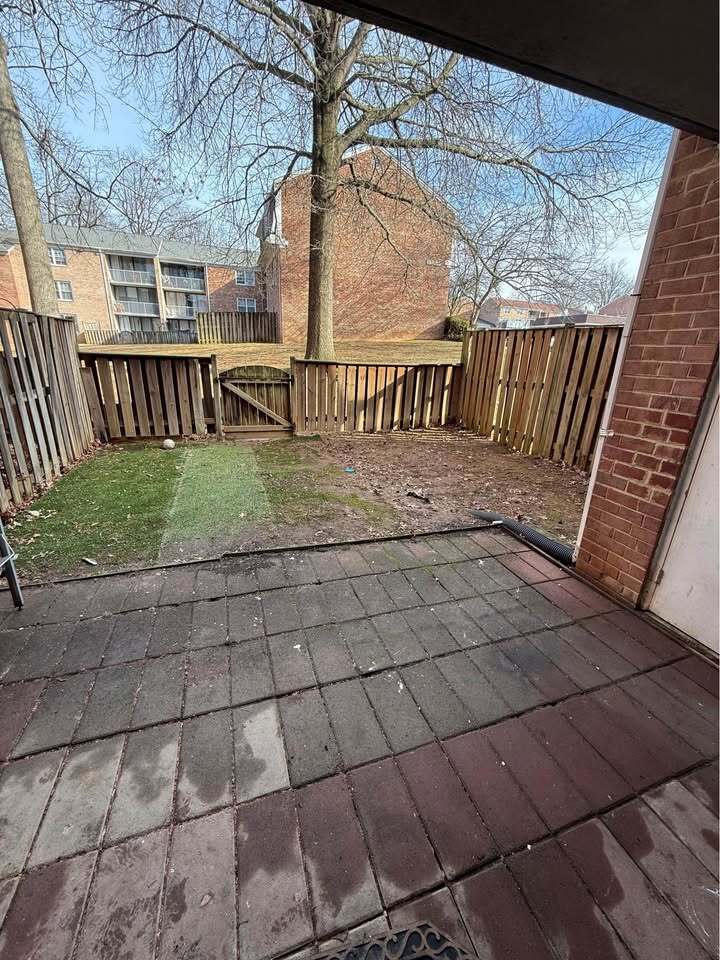 Building Photo - 728 Quince Orchard Blvd