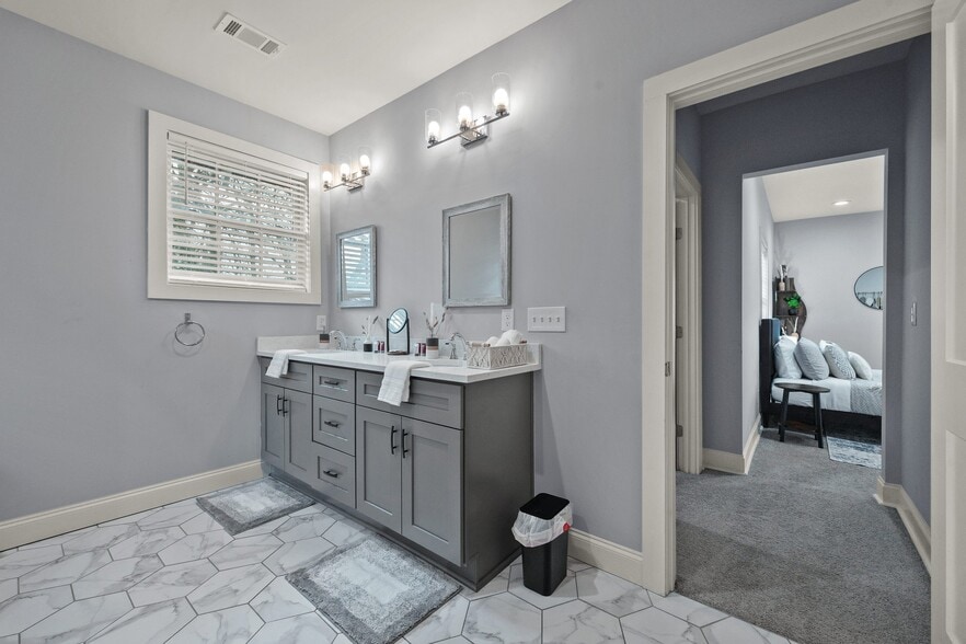 Building Photo - 1515 Westwood Ave SW