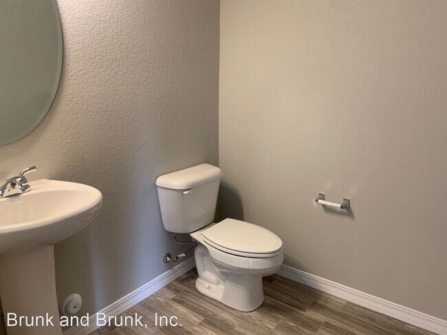 Building Photo - 3 br, 3.5 bath House - 7422 Mount Elbert P...