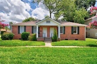 Building Photo - 309 Severn Ave