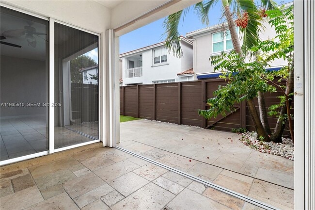 Building Photo - 8562 NW 108th Ave