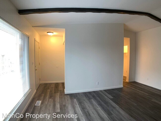Building Photo - 3294 Wilmington Pike