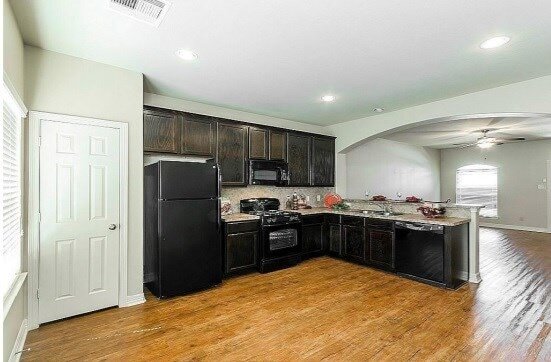 Building Photo - 49 Woodland Hills Dr