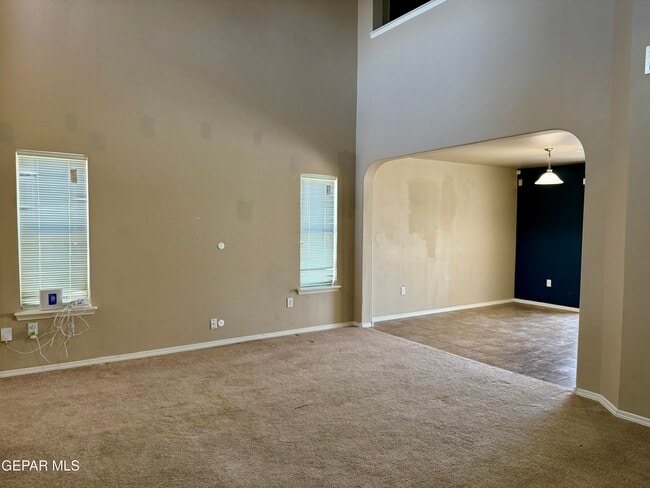 Building Photo - 14279 English Point Ave