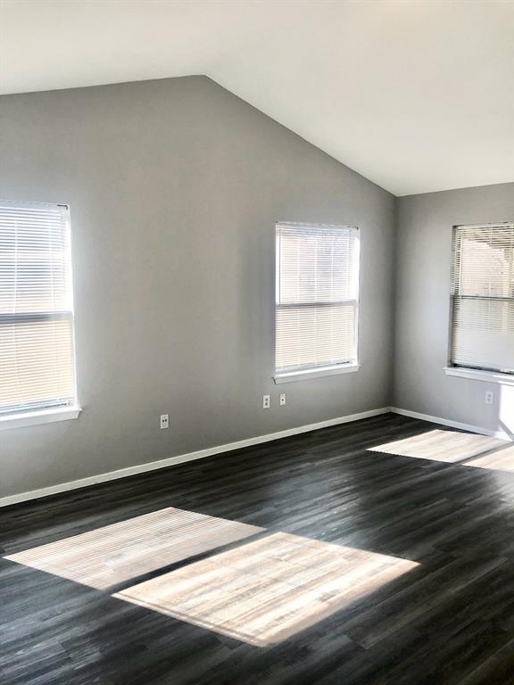 Building Photo - 12402 Alderbrook Dr