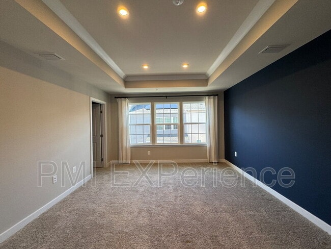 Building Photo - 5609 Greenpoint Ln