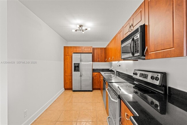 Building Photo - 401 69th St