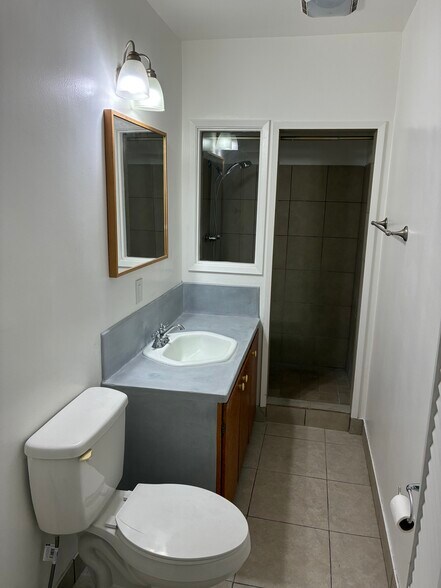 Building Photo - 3664 W 54th St