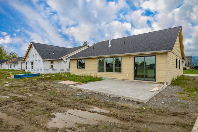 Building Photo - 1517 Hovel Rd