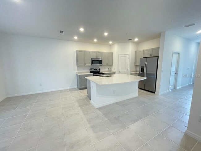 Building Photo - 4570 Calvary Wy