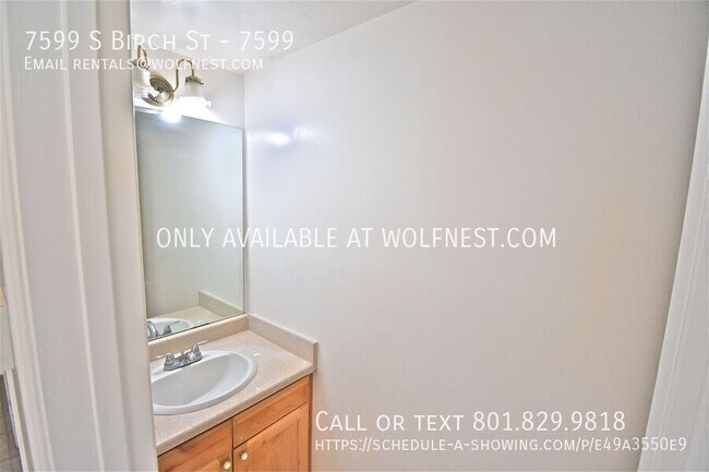 Building Photo - 7599 Birch St