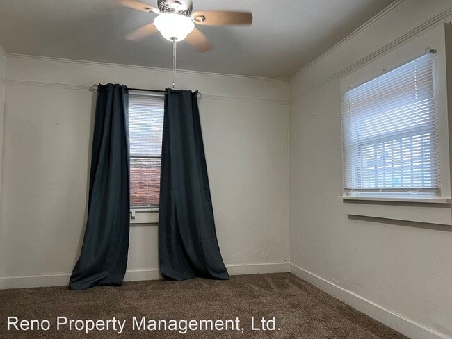 Building Photo - 1 br, 1 bath House - 625 E 2nd St.