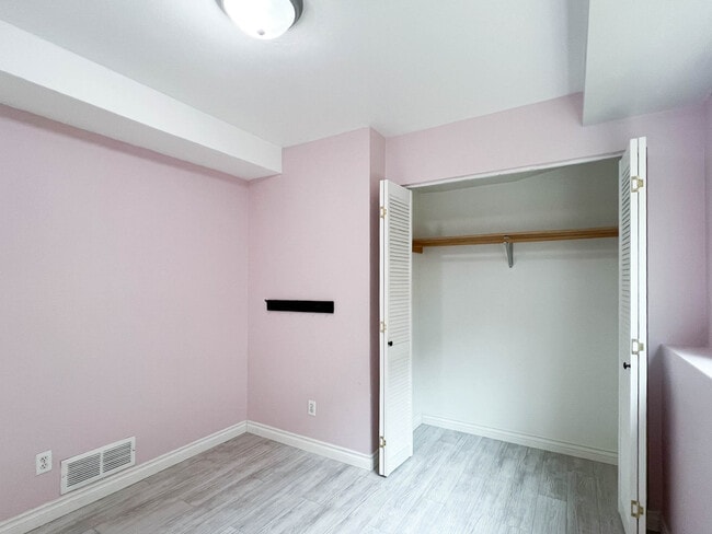 Building Photo - 17841 Beaujolais Dr