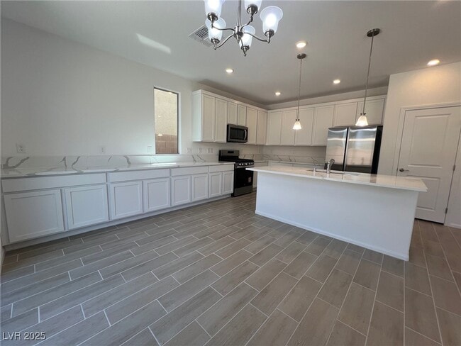 Building Photo - 7340 Pioneer Way