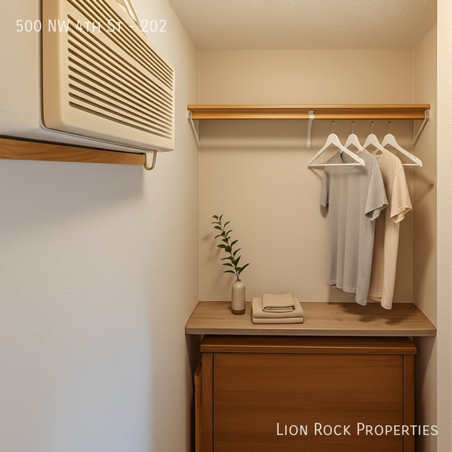 Building Photo - 500 NW 4th St