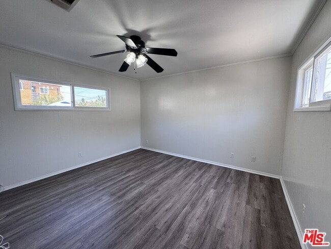 Building Photo - 8850 S Wilton Pl