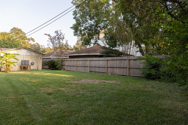 Building Photo - 9014 Kapri Ln