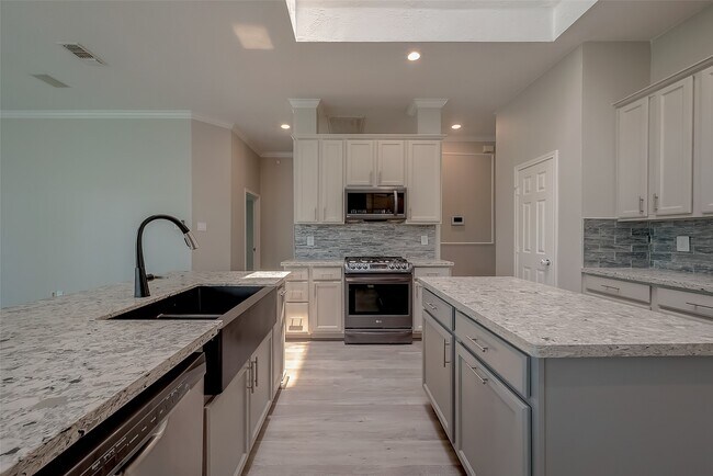 Building Photo - 14323 Floret Estates Ct
