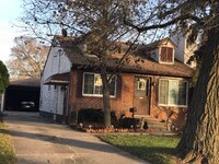 Building Photo - 25160 Dale St