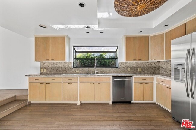 Building Photo - 2316 Strongs Dr