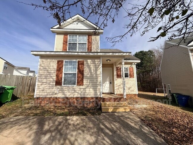 Building Photo - 2508 Lilymount Dr