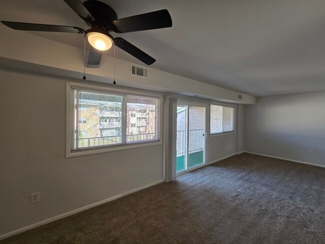 Building Photo - 806 Brook Hill Rd