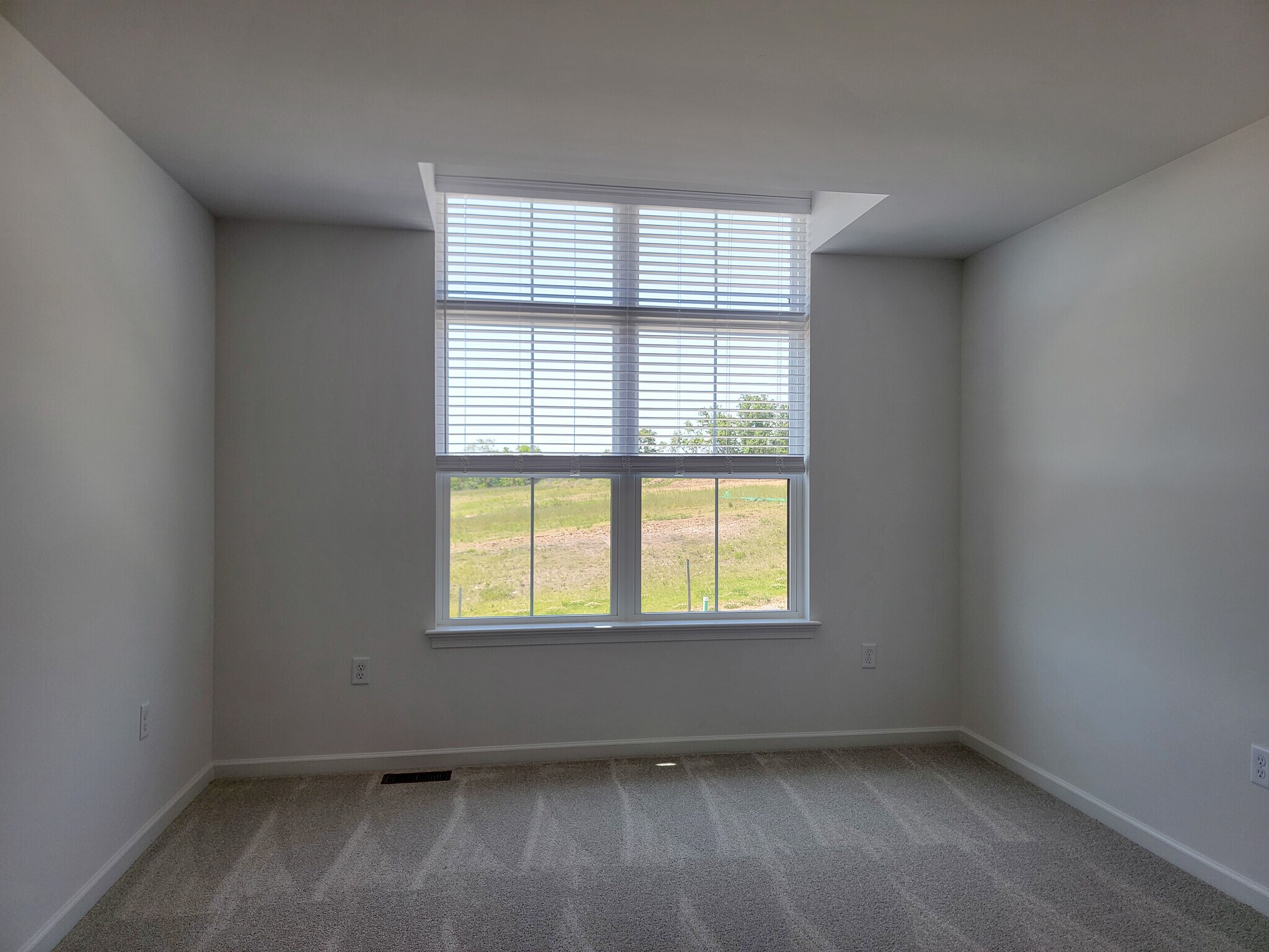 Building Photo - 2131 S Autumn Chase Dr