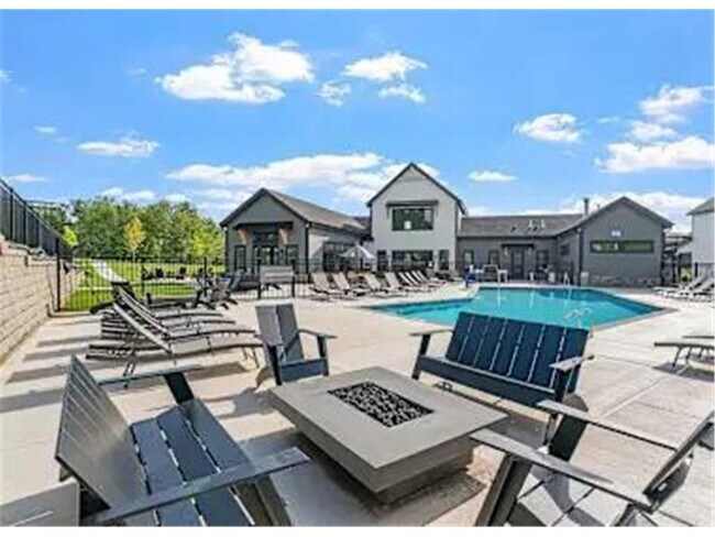 Building Photo - 10427 Robinwood Ct