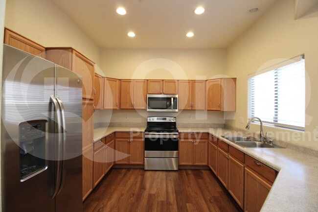 Building Photo - 8078 W Mary Jane Ln