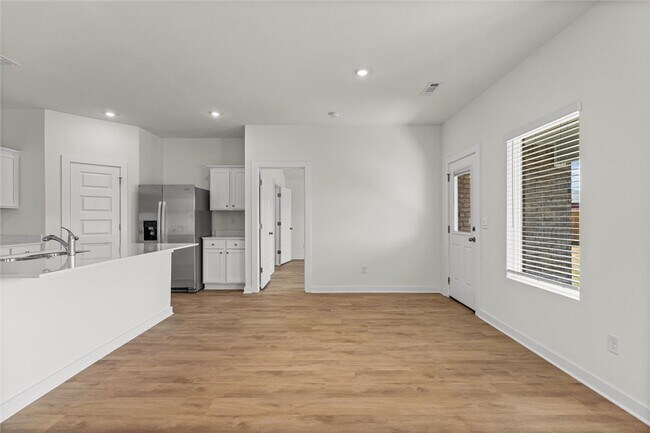 Building Photo - 109 Ratliff Ave
