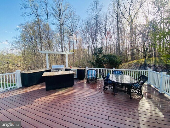 Building Photo - 2163 Potomac River Blvd