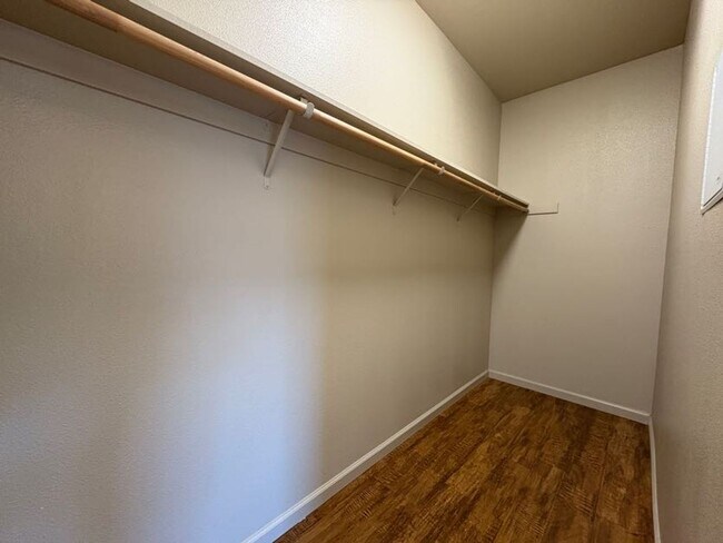 Building Photo - Remodeled Two Bedroom Quadplex Unit