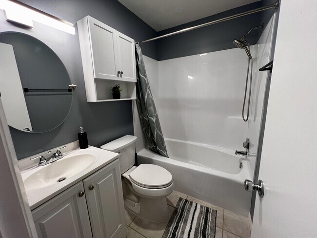 Building Photo - 6540 Chasewood Dr