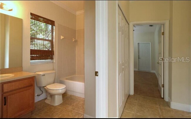 Building Photo - 18020 Maui Isle Dr