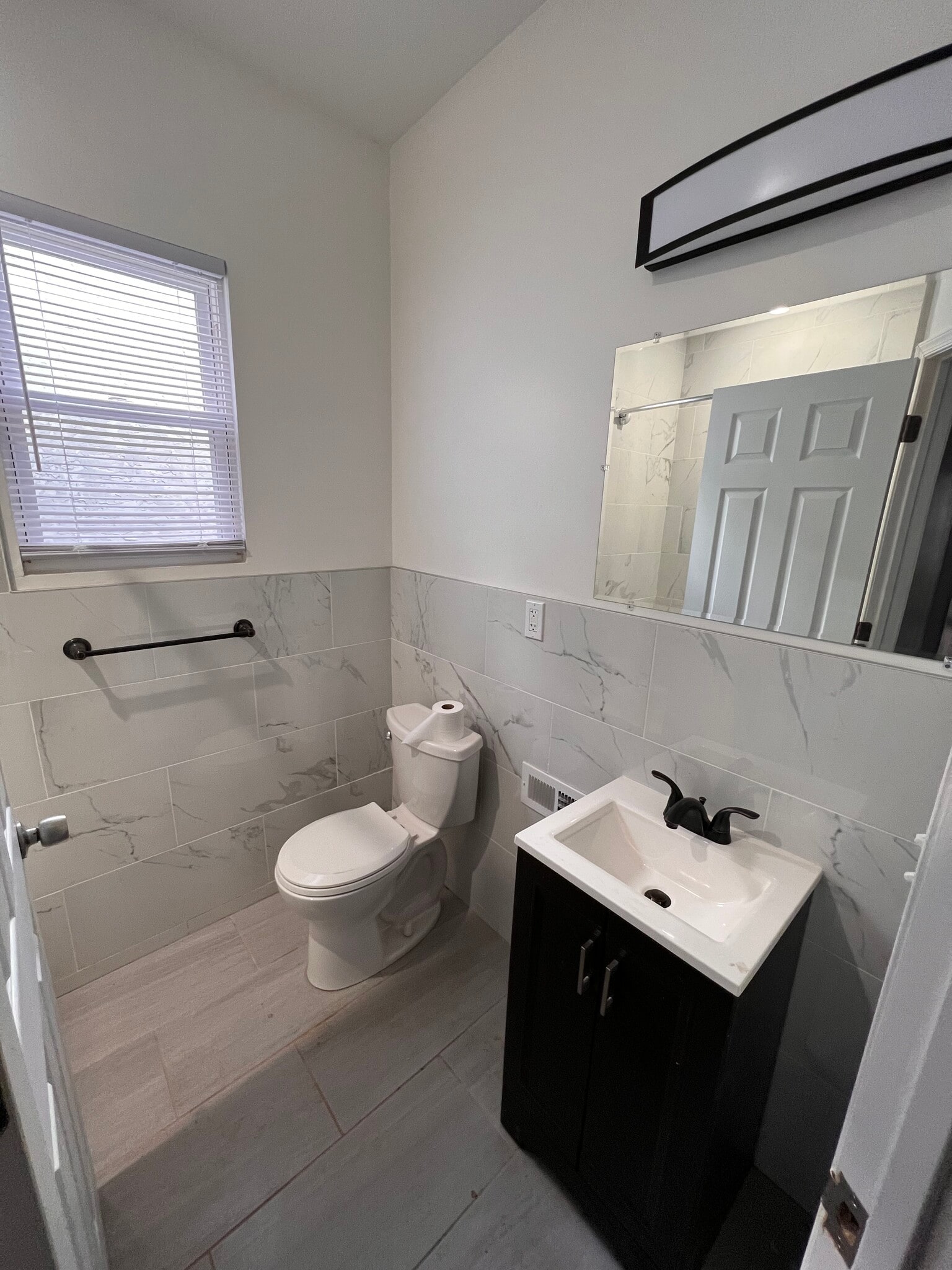 Bathroom - 825 E Madison St