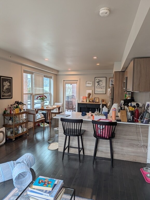 Building Photo - 3383 Washington St