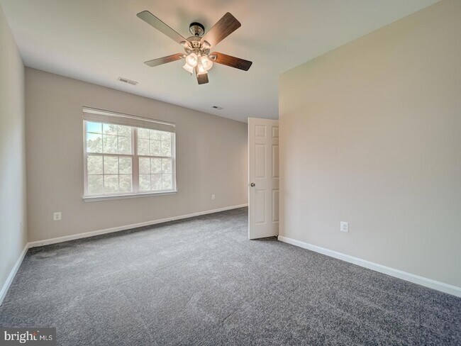 Building Photo - 6311 Hot Spring Ln