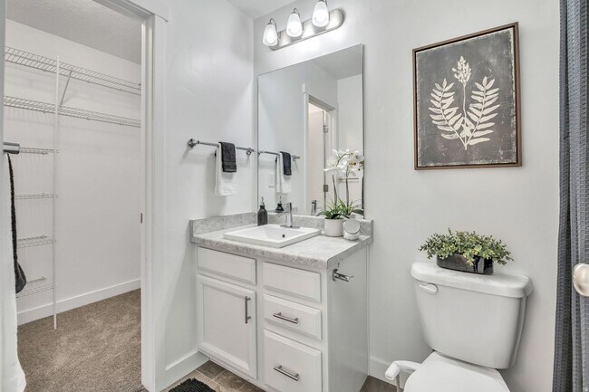 Building Photo - Charming 3 Bed Herriman Home Near Mountain View Village!!