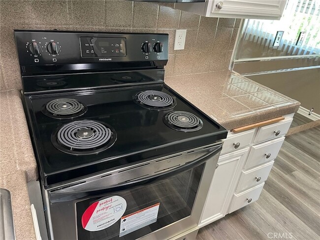 Building Photo - 45270 Panorama Dr