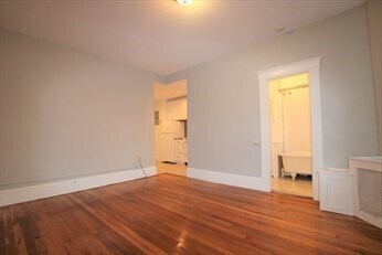 Building Photo - 39 Hemenway St