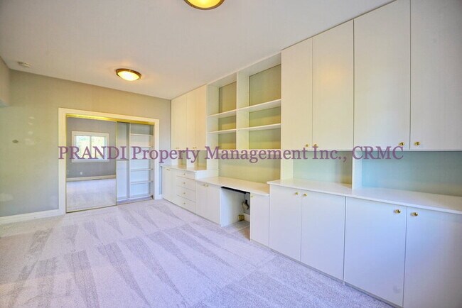 Building Photo - 32 Marin Bay Park Ct