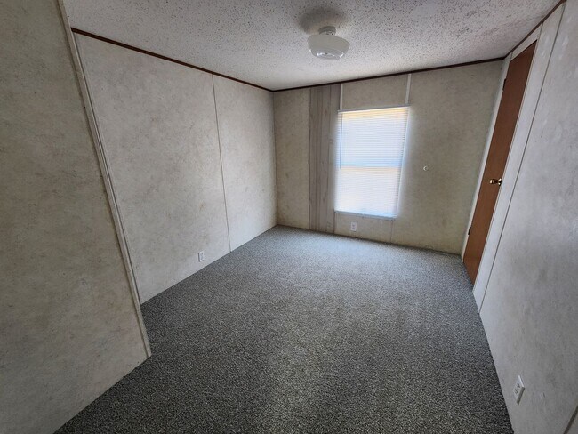 Building Photo - 1136 McPherson Valley Rd