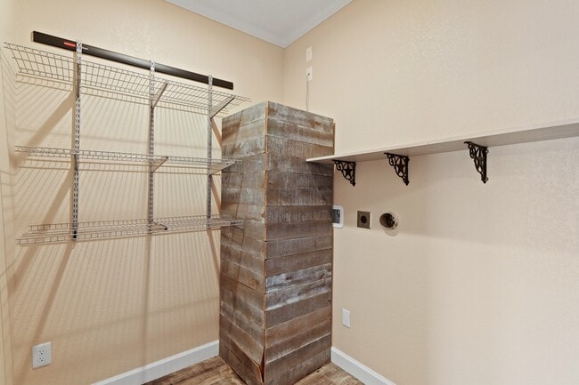 Building Photo - 35408 FM 1488