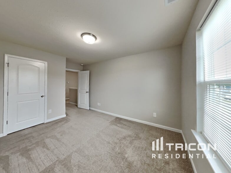 Building Photo - 183 Meadow Hills Dr