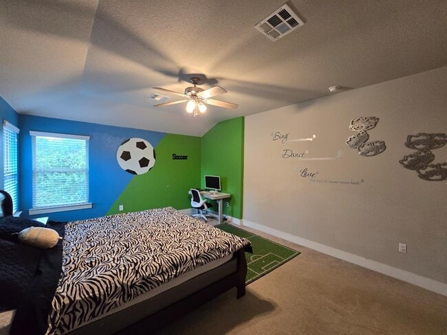 Building Photo - 9713 McKnight Lp