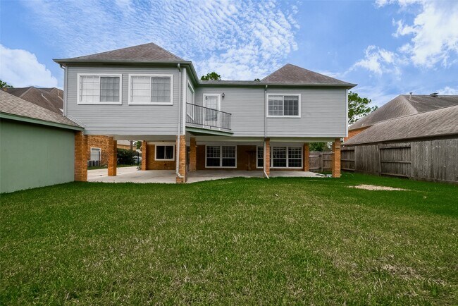 Building Photo - 2112 Limrick Dr