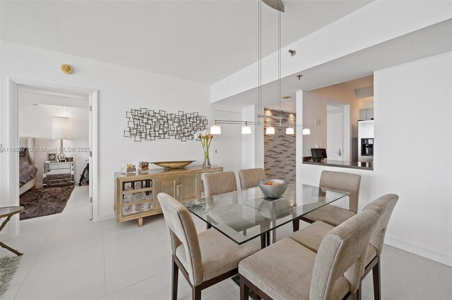 Building Photo - 9455 Collins Ave