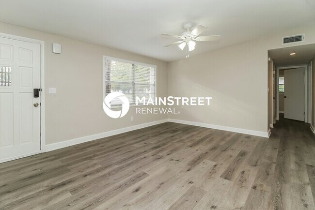Building Photo - 3 Bedroom Pet-Friendly Home in Longwood, FL with Main Street Renewal