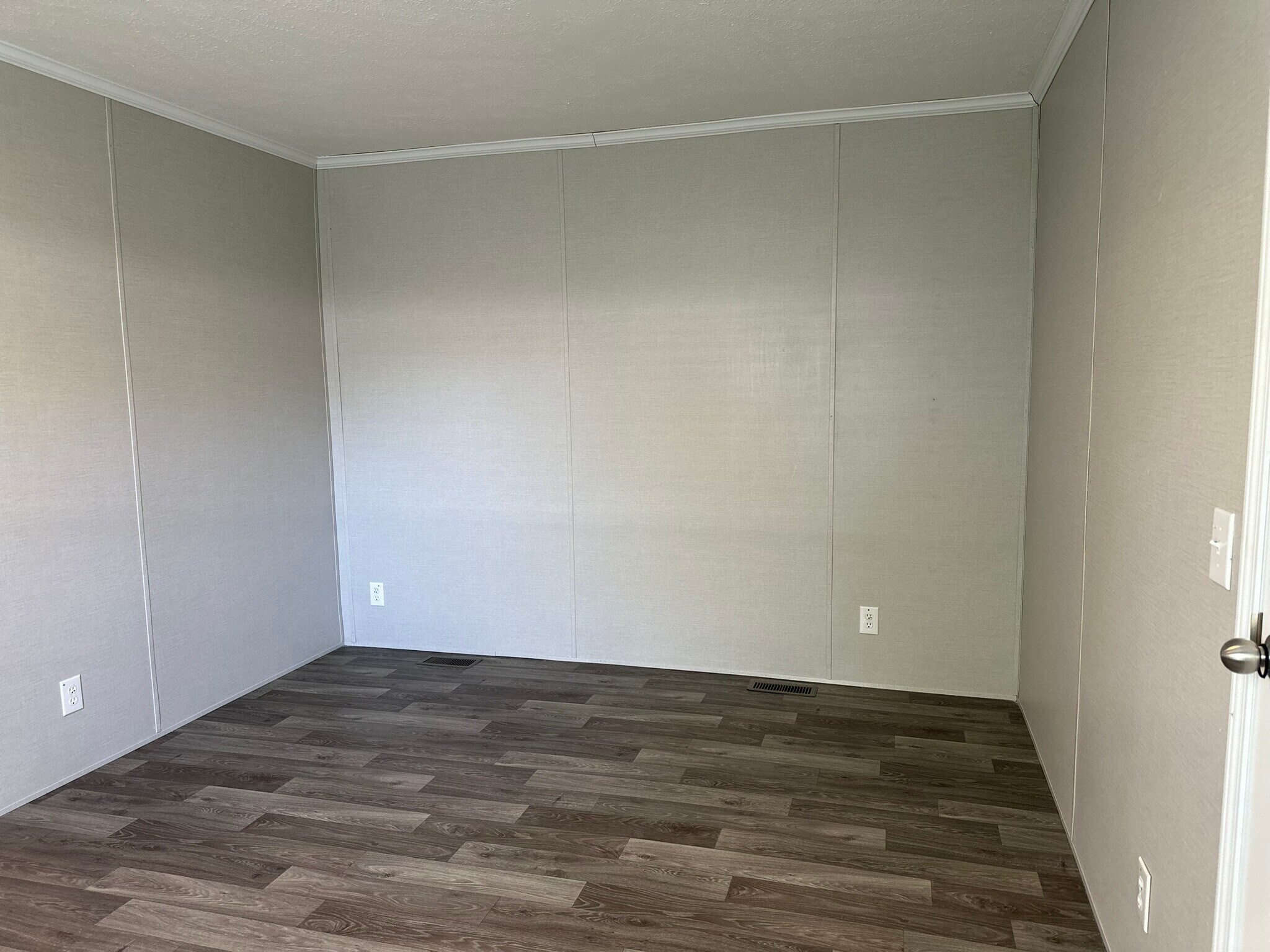 Building Photo - 2239 Wellington Green Dr