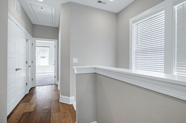Building Photo - 4909 Madone Dr